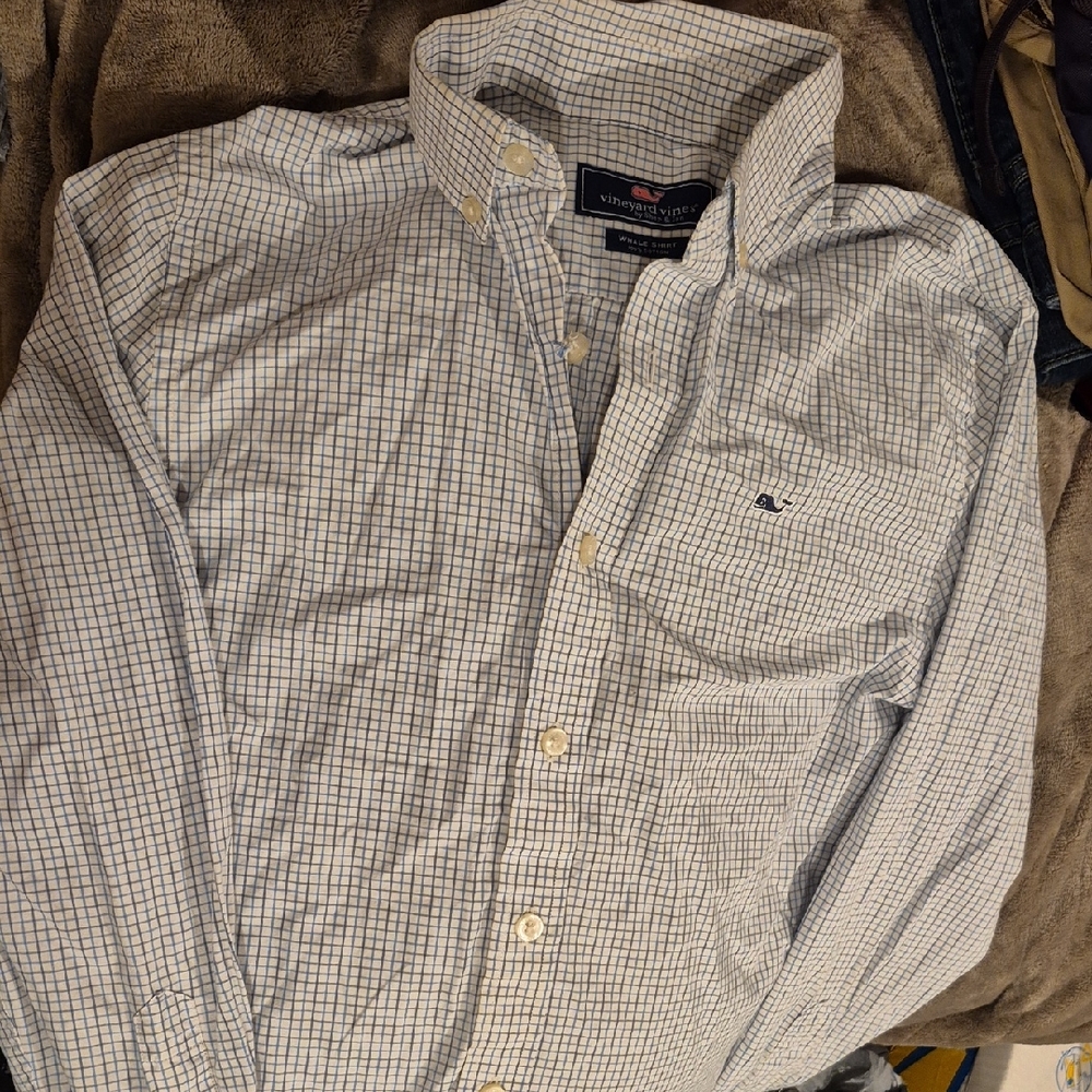 Vineyard Vines Blue and White Casual Button Down Shirt